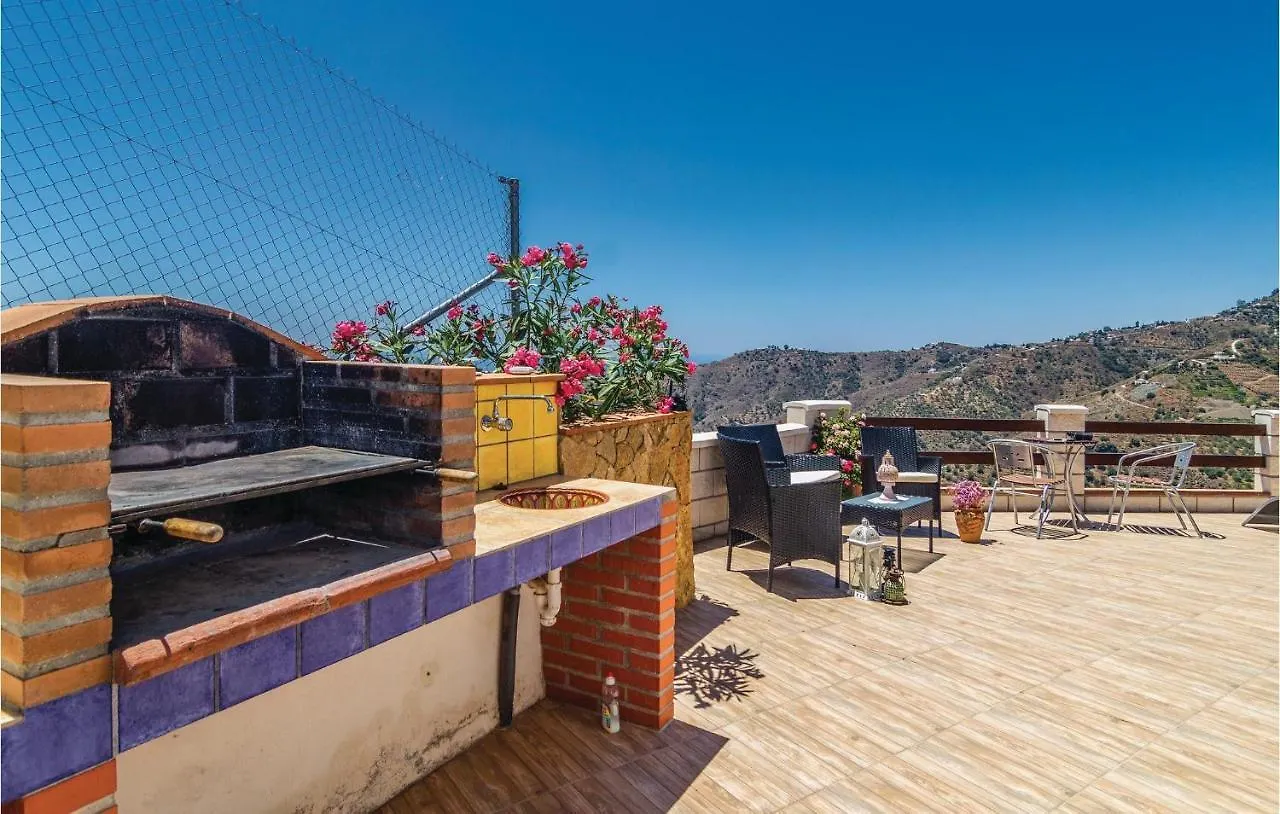 Beautiful Home In Competa Sayalonga
